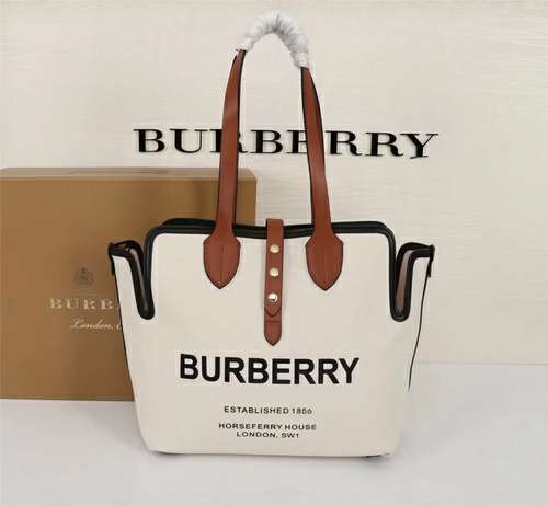 Picture of Burberry Lady Handbags _SKUfw91858082fw